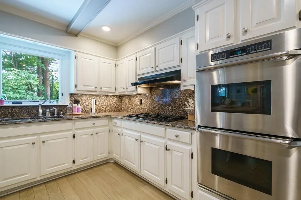 7480 Brigham Drive, Sandy Springs, Georgia 30350, 5 Bedrooms Bedrooms, ,4 BathroomsBathrooms,Residential,Sold,7480 Brigham Drive,6910323