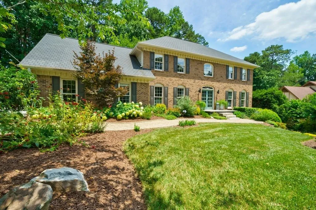 7480 Brigham Drive, Sandy Springs, Georgia 30350, 5 Bedrooms Bedrooms, ,4 BathroomsBathrooms,Residential,Sold,7480 Brigham Drive,6910323