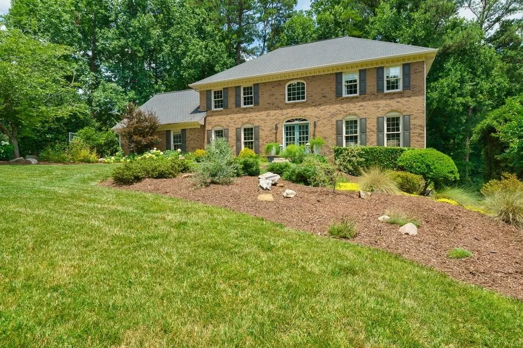 7480 Brigham Drive, Sandy Springs, Georgia 30350, 5 Bedrooms Bedrooms, ,4 BathroomsBathrooms,Residential,Sold,7480 Brigham Drive,6910323