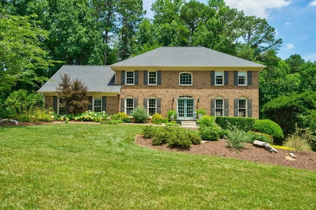 7480 Brigham Drive, Sandy Springs, Georgia 30350, 5 Bedrooms Bedrooms, ,4 BathroomsBathrooms,Residential,Sold,7480 Brigham Drive,6910323
