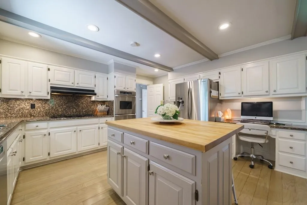 7480 Brigham Drive, Sandy Springs, Georgia 30350, 5 Bedrooms Bedrooms, ,4 BathroomsBathrooms,Residential,Sold,7480 Brigham Drive,6910323