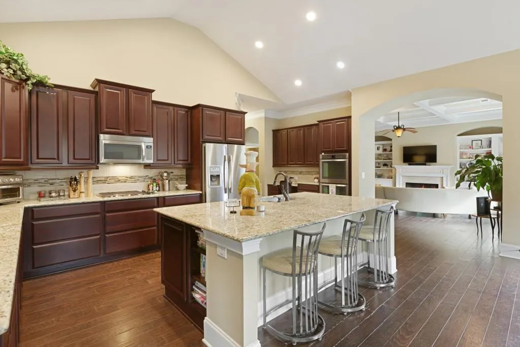 3935 Dahlwiny Court, Sandy Springs, Georgia 30350, 5 Bedrooms Bedrooms, ,4 BathroomsBathrooms,Residential,Sold,3935 Dahlwiny Court,6994872