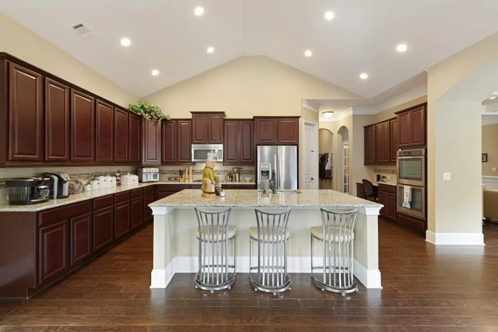 3935 Dahlwiny Court, Sandy Springs, Georgia 30350, 5 Bedrooms Bedrooms, ,4 BathroomsBathrooms,Residential,Sold,3935 Dahlwiny Court,6994872