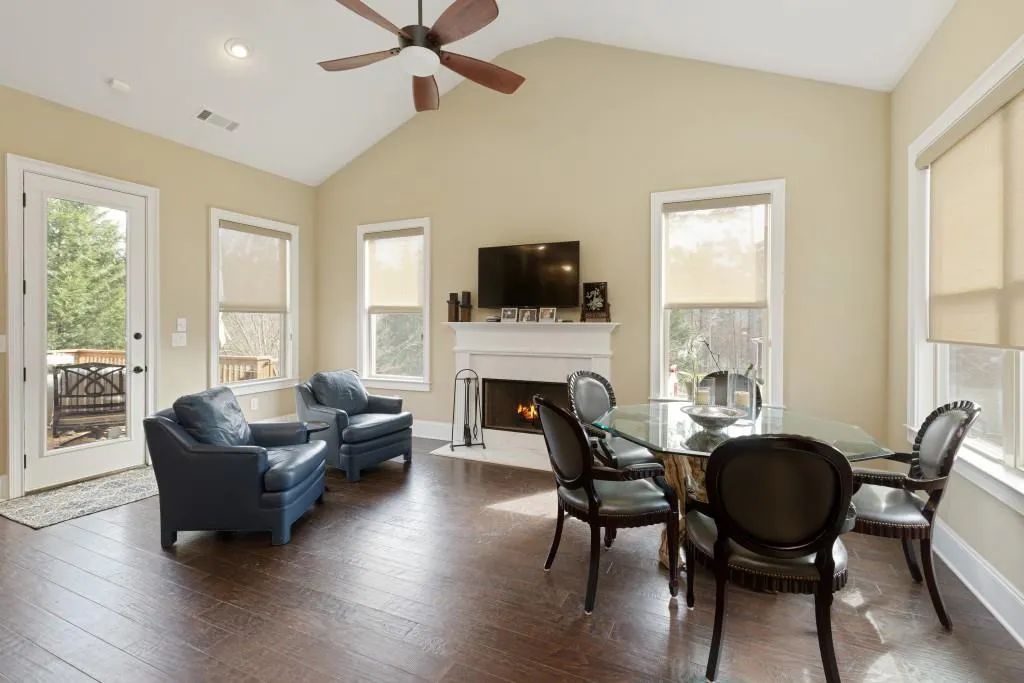 3935 Dahlwiny Court, Sandy Springs, Georgia 30350, 5 Bedrooms Bedrooms, ,4 BathroomsBathrooms,Residential,Sold,3935 Dahlwiny Court,6994872