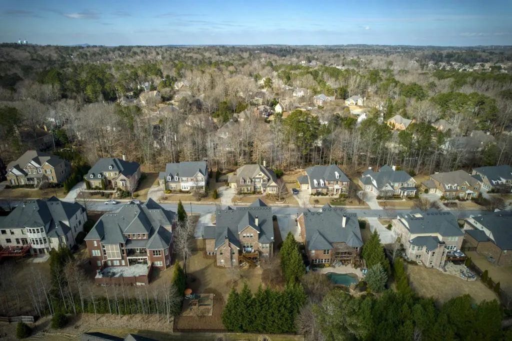 3935 Dahlwiny Court, Sandy Springs, Georgia 30350, 5 Bedrooms Bedrooms, ,4 BathroomsBathrooms,Residential,Sold,3935 Dahlwiny Court,6994872