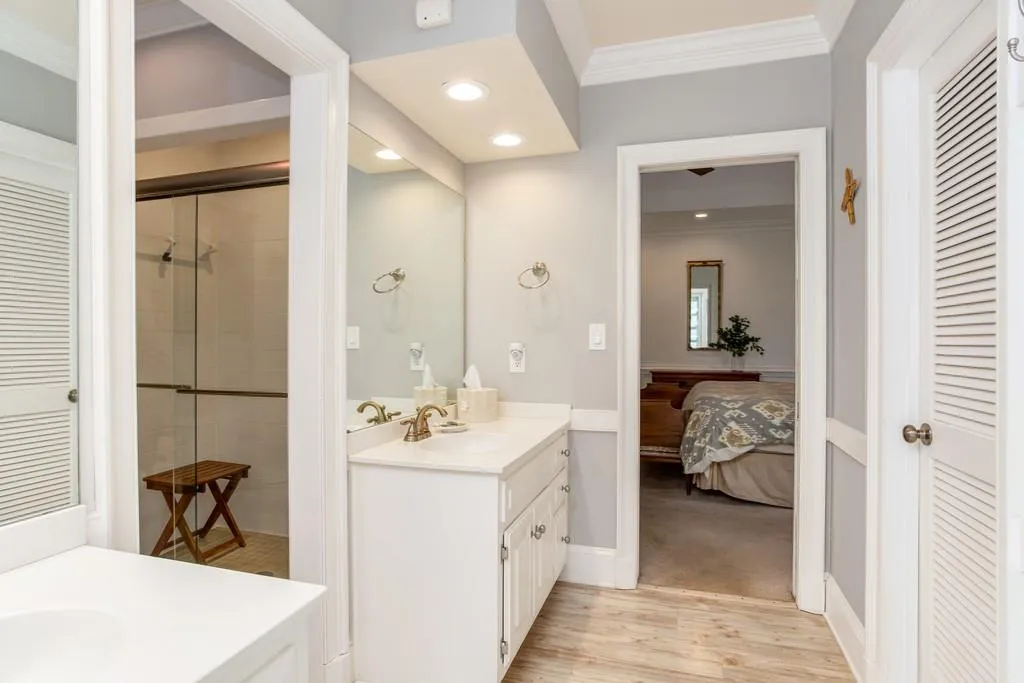 1710 Marlborough Drive, Sandy Springs, Georgia 30350, 5 Bedrooms Bedrooms, ,4 BathroomsBathrooms,Residential,Sold,1710 Marlborough Drive,6588102