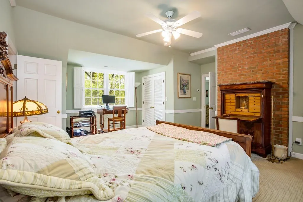 1710 Marlborough Drive, Sandy Springs, Georgia 30350, 5 Bedrooms Bedrooms, ,4 BathroomsBathrooms,Residential,Sold,1710 Marlborough Drive,6588102
