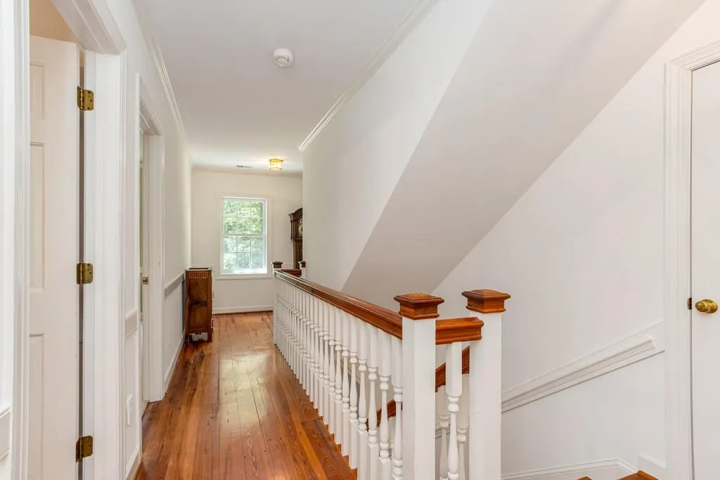 1710 Marlborough Drive, Sandy Springs, Georgia 30350, 5 Bedrooms Bedrooms, ,4 BathroomsBathrooms,Residential,Sold,1710 Marlborough Drive,6588102