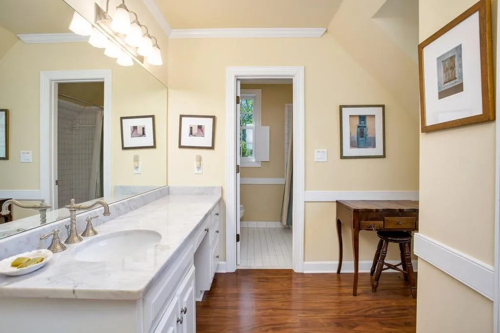 1710 Marlborough Drive, Sandy Springs, Georgia 30350, 5 Bedrooms Bedrooms, ,4 BathroomsBathrooms,Residential,Sold,1710 Marlborough Drive,6588102