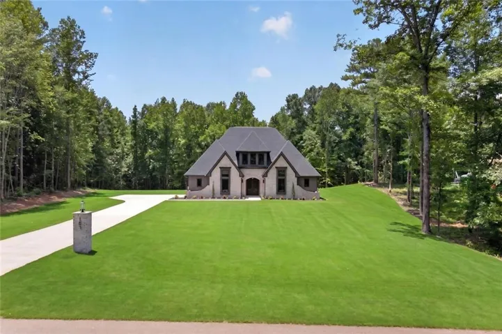 NEW LUXURY TUDOR ESTATE ON 3.2 ACRES