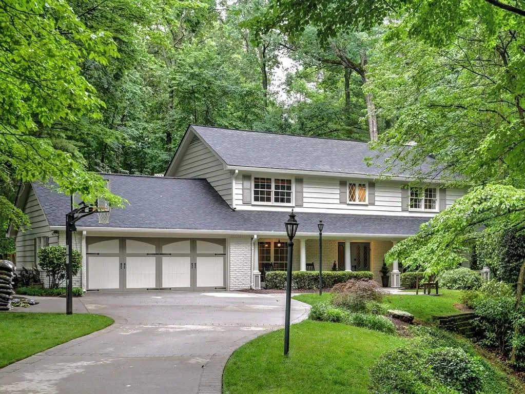 355 Earlston Drive, Sandy Springs, Georgia 30328, 5 Bedrooms Bedrooms, ,2 BathroomsBathrooms,Residential,Sold,355 Earlston Drive,7054578