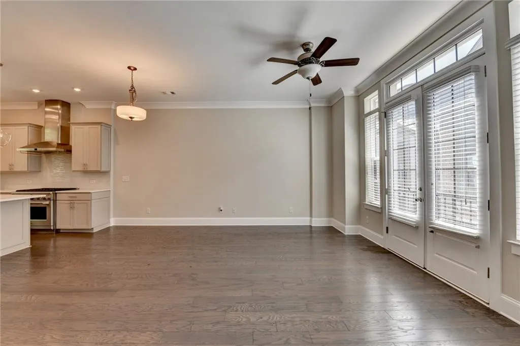 595 Broadview Place Ne, Atlanta, Georgia 30324, 3 Bedrooms Bedrooms, 0 ,3 BathroomsBathrooms,Residential,For Sale,595 Broadview Place Ne,7726764