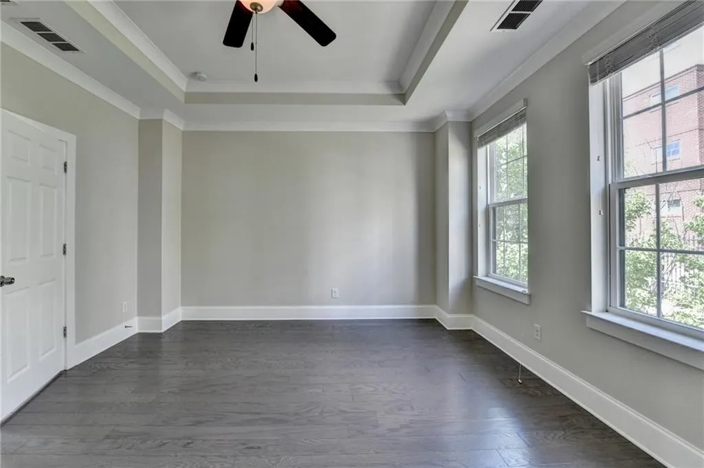 595 Broadview Place Ne, Atlanta, Georgia 30324, 3 Bedrooms Bedrooms, 0 ,3 BathroomsBathrooms,Residential,For Sale,595 Broadview Place Ne,7726764