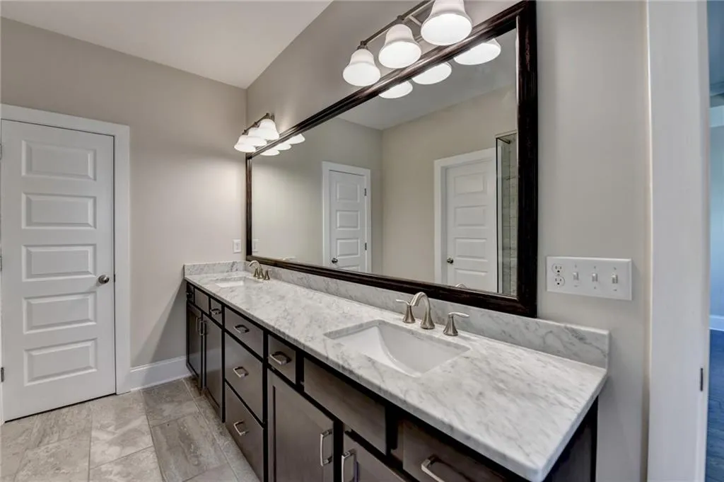 595 Broadview Place Ne, Atlanta, Georgia 30324, 3 Bedrooms Bedrooms, 0 ,3 BathroomsBathrooms,Residential,For Sale,595 Broadview Place Ne,7726764