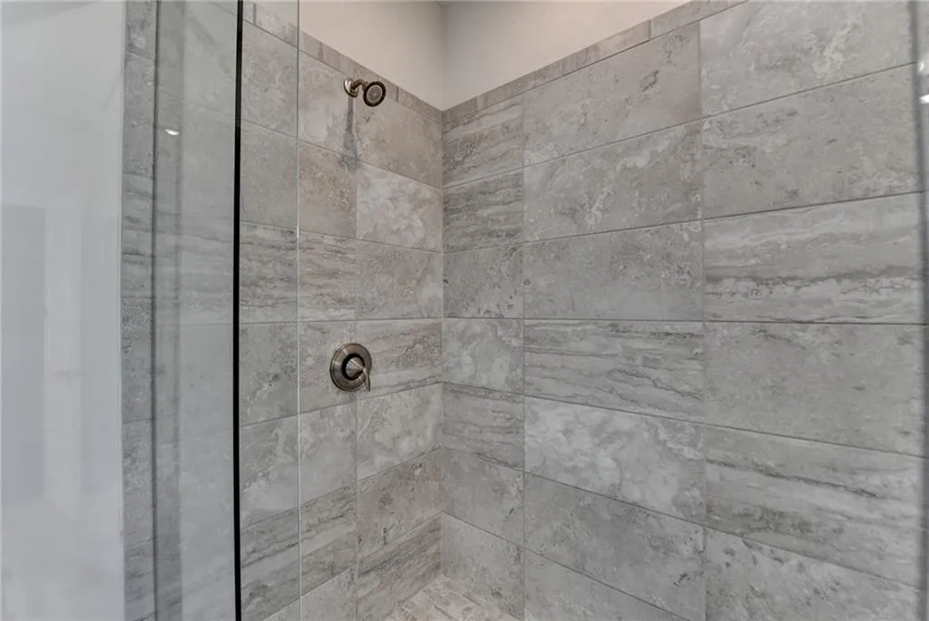 595 Broadview Place Ne, Atlanta, Georgia 30324, 3 Bedrooms Bedrooms, 0 ,3 BathroomsBathrooms,Residential,For Sale,595 Broadview Place Ne,7726764