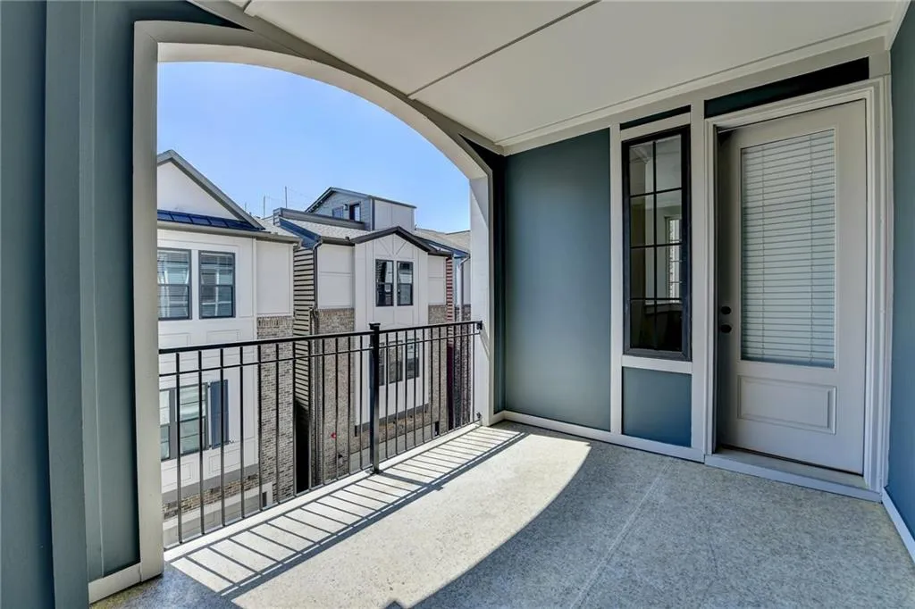 595 Broadview Place Ne, Atlanta, Georgia 30324, 3 Bedrooms Bedrooms, 0 ,3 BathroomsBathrooms,Residential,For Sale,595 Broadview Place Ne,7726764