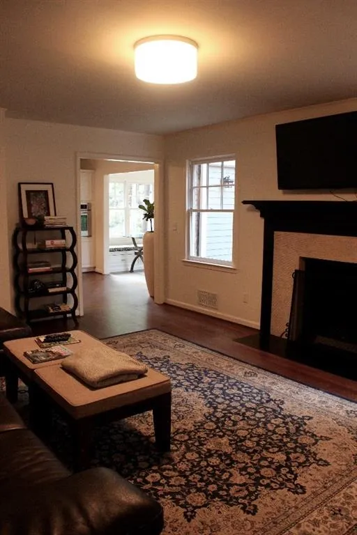 10 Brandon Ridge Drive, Sandy Springs, Georgia 30328, 3 Bedrooms Bedrooms, ,2 BathroomsBathrooms,Residential,Sold,10 Brandon Ridge Drive,5591848