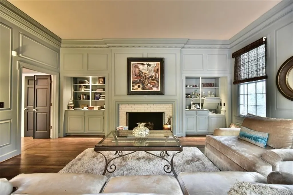 185 Churchill Drive, Sandy Springs, Georgia 30350, 4 Bedrooms Bedrooms, ,3 BathroomsBathrooms,Residential,Sold,185 Churchill Drive,5681133