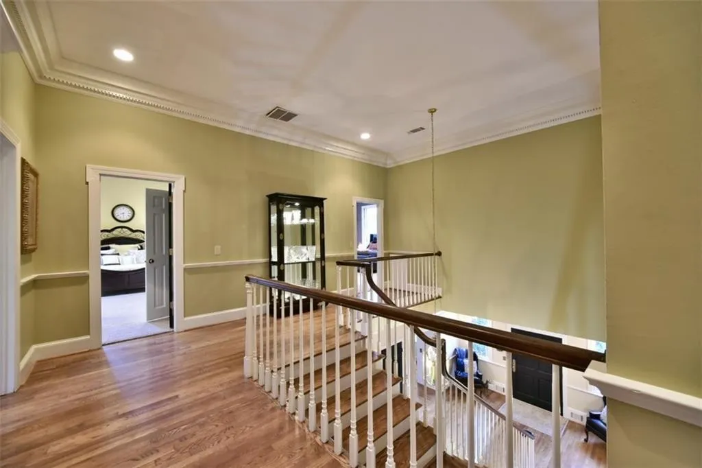 185 Churchill Drive, Sandy Springs, Georgia 30350, 4 Bedrooms Bedrooms, ,3 BathroomsBathrooms,Residential,Sold,185 Churchill Drive,5681133