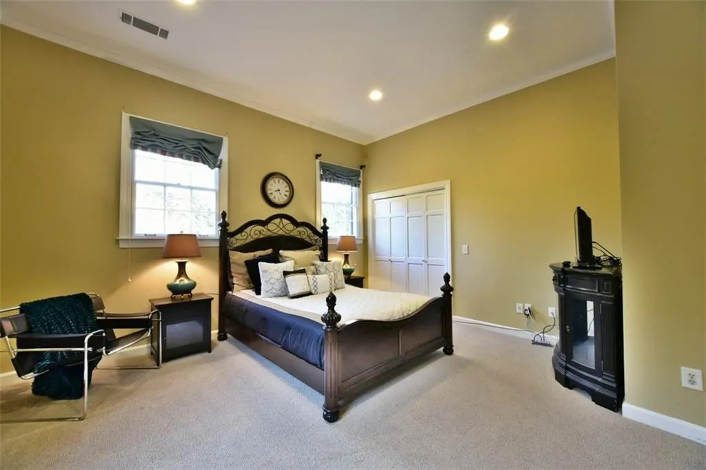 185 Churchill Drive, Sandy Springs, Georgia 30350, 4 Bedrooms Bedrooms, ,3 BathroomsBathrooms,Residential,Sold,185 Churchill Drive,5681133