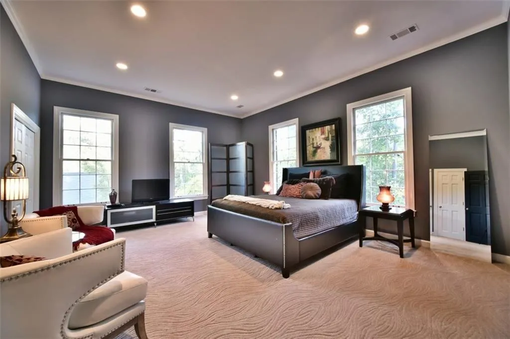 185 Churchill Drive, Sandy Springs, Georgia 30350, 4 Bedrooms Bedrooms, ,3 BathroomsBathrooms,Residential,Sold,185 Churchill Drive,5681133