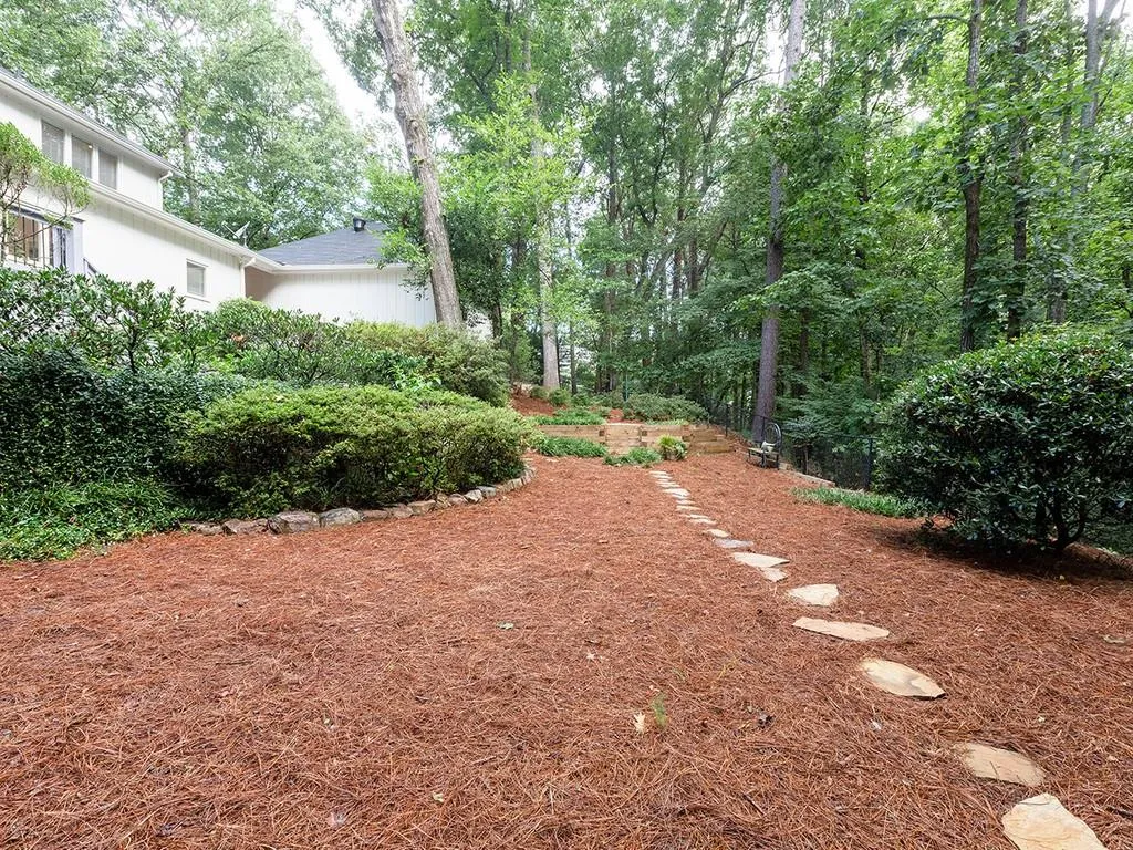 8135 Habersham Waters Road, Sandy Springs, Georgia 30350, 5 Bedrooms Bedrooms, ,4 BathroomsBathrooms,Residential,Sold,8135 Habersham Waters Road,6769628