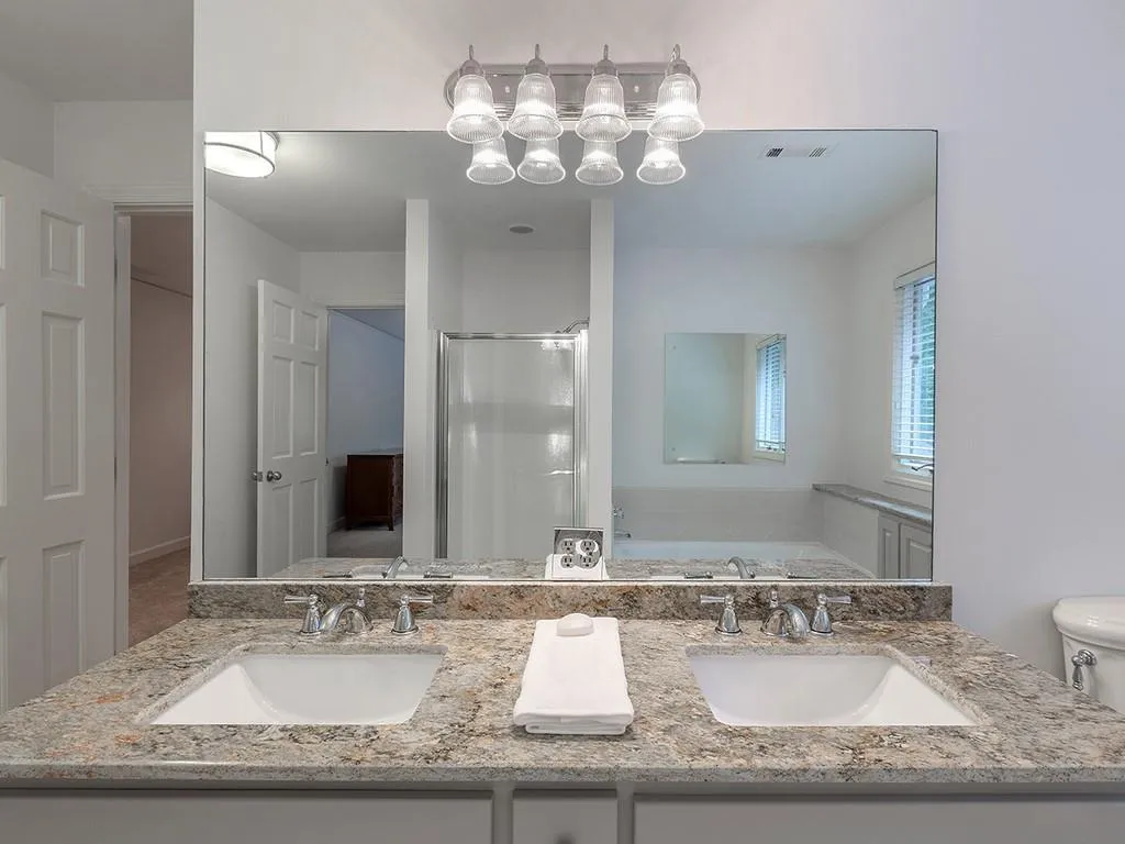8135 Habersham Waters Road, Sandy Springs, Georgia 30350, 5 Bedrooms Bedrooms, ,4 BathroomsBathrooms,Residential,Sold,8135 Habersham Waters Road,6769628