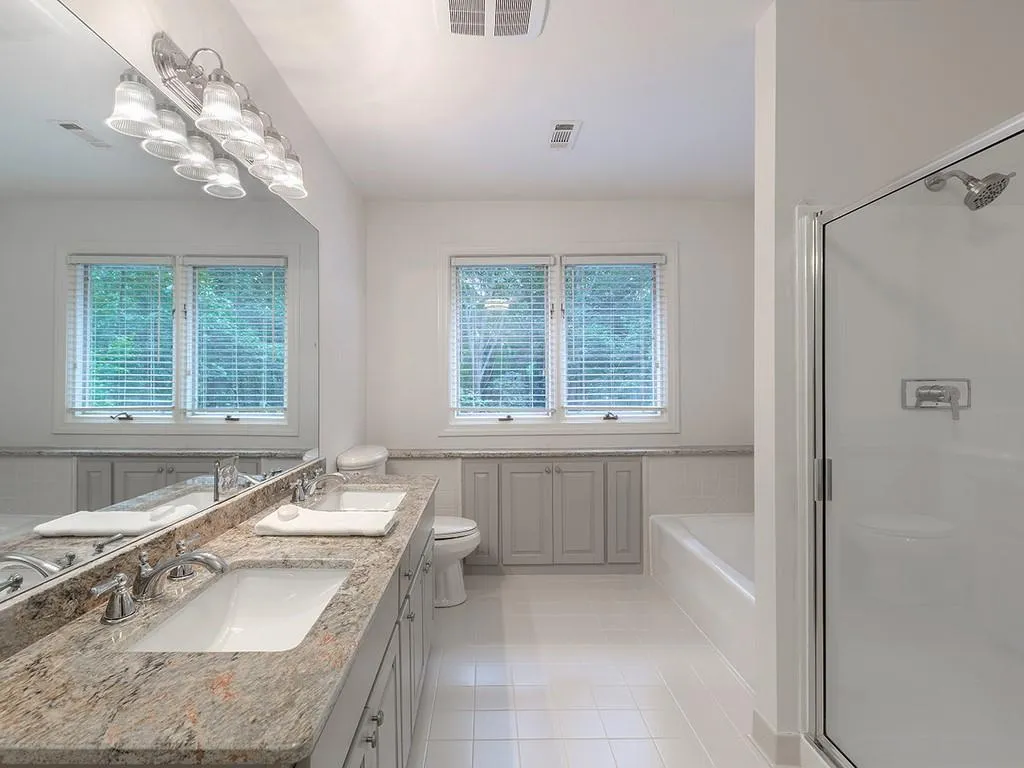8135 Habersham Waters Road, Sandy Springs, Georgia 30350, 5 Bedrooms Bedrooms, ,4 BathroomsBathrooms,Residential,Sold,8135 Habersham Waters Road,6769628