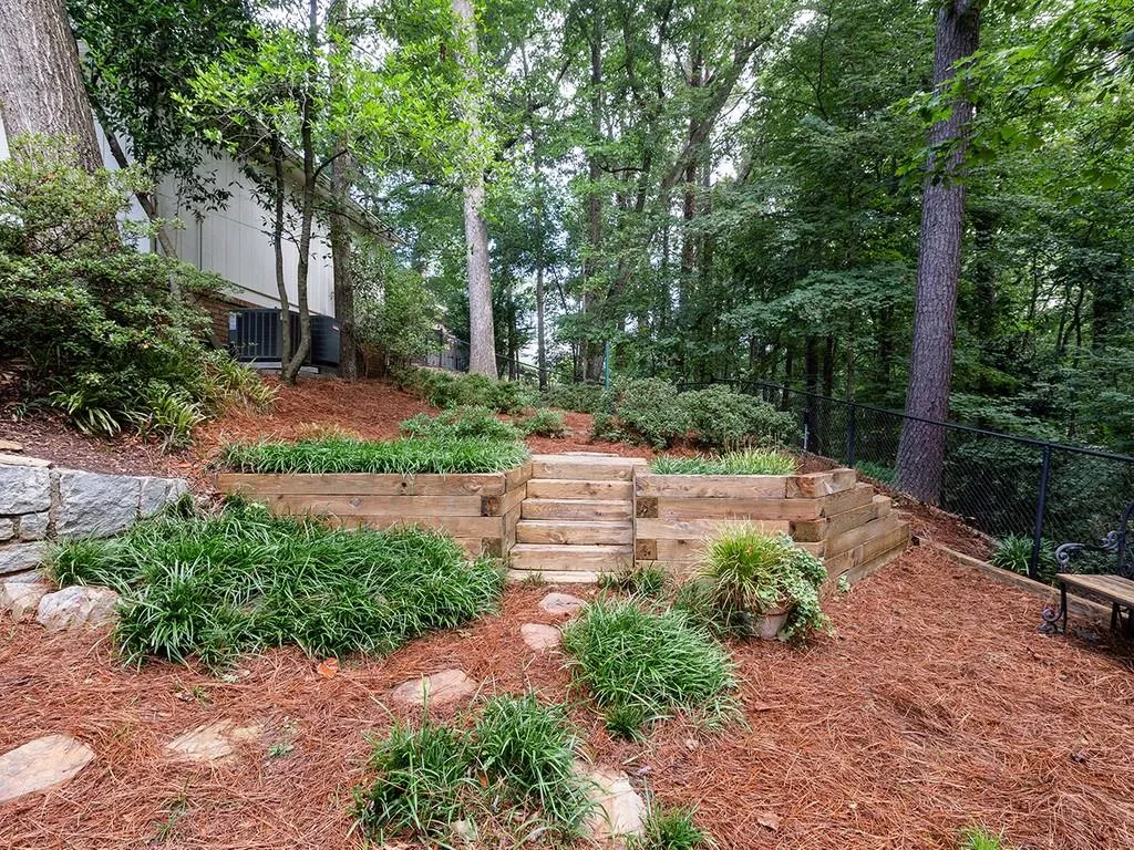 8135 Habersham Waters Road, Sandy Springs, Georgia 30350, 5 Bedrooms Bedrooms, ,4 BathroomsBathrooms,Residential,Sold,8135 Habersham Waters Road,6769628
