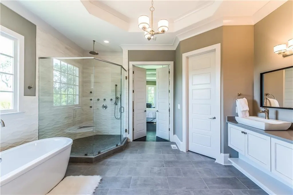 670 Coley Oaks Court, Sandy Springs, Georgia 30350, 5 Bedrooms Bedrooms, ,5 BathroomsBathrooms,Residential,Sold,670 Coley Oaks Court,5927575