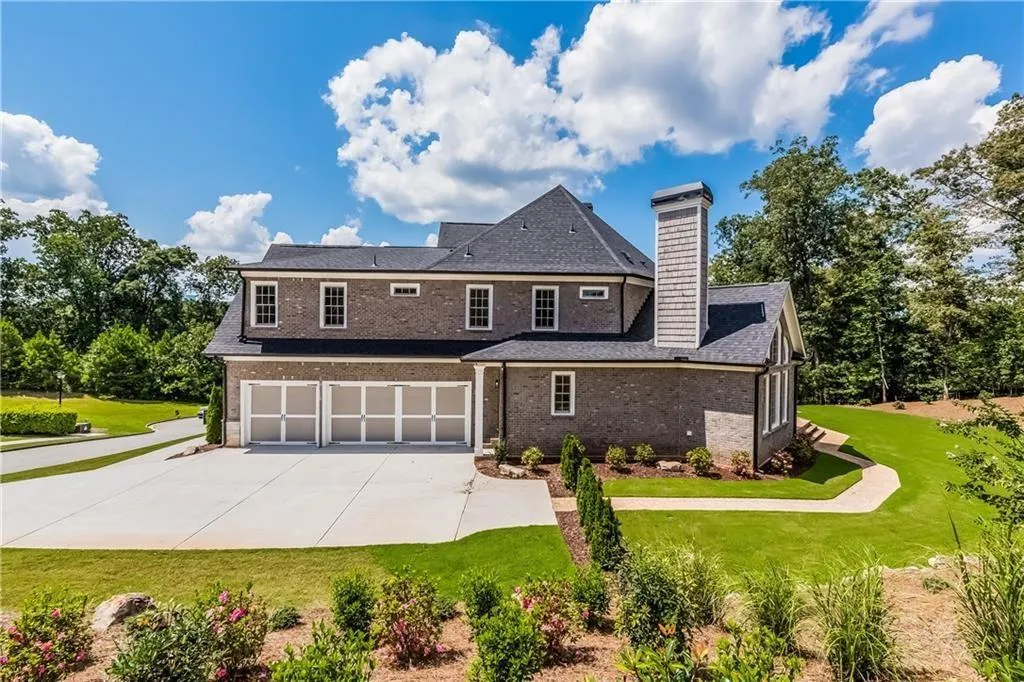 670 Coley Oaks Court, Sandy Springs, Georgia 30350, 5 Bedrooms Bedrooms, ,5 BathroomsBathrooms,Residential,Sold,670 Coley Oaks Court,5927575