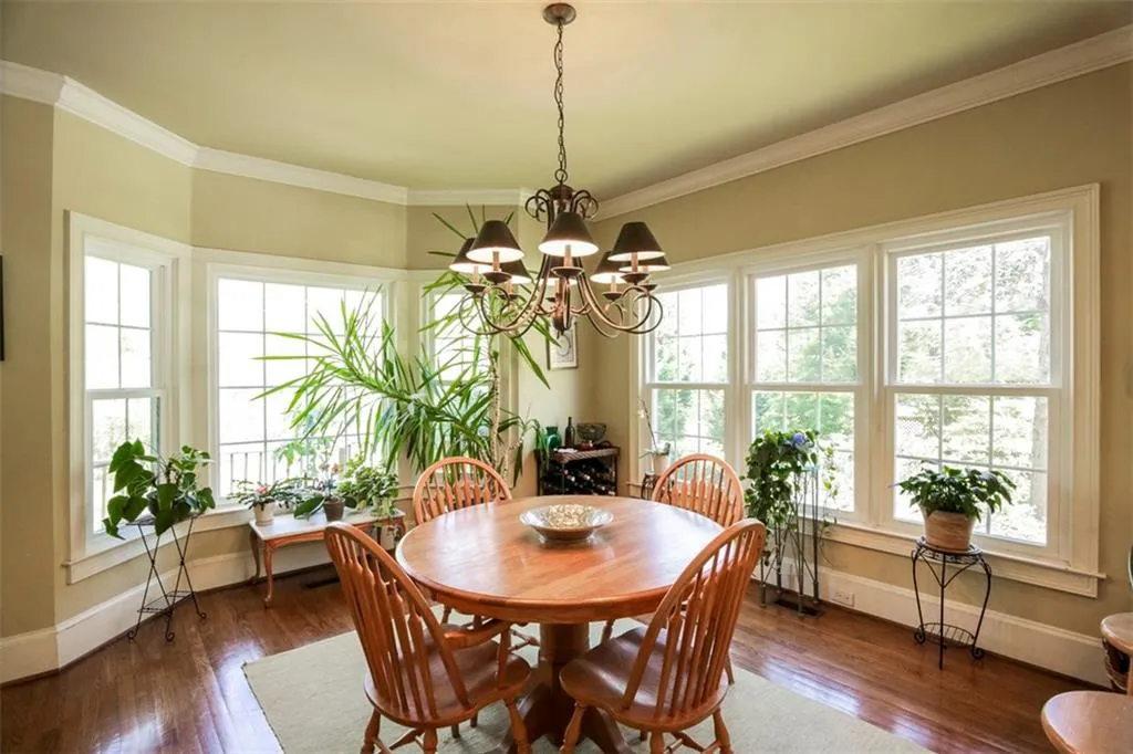 3920 Spalding Drive, Sandy Springs, Georgia 30350, 4 Bedrooms Bedrooms, ,4 BathroomsBathrooms,Residential,Sold,3920 Spalding Drive,5668257