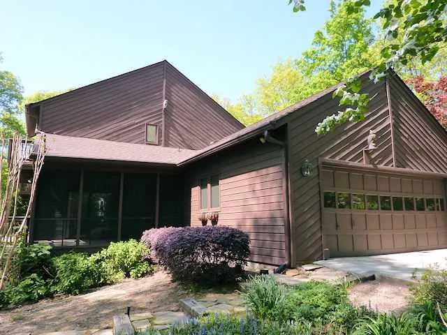 7660 Classic Way, Sandy Springs, Georgia 30350, 6 Bedrooms Bedrooms, ,4 BathroomsBathrooms,Residential,Sold,7660 Classic Way,4198538