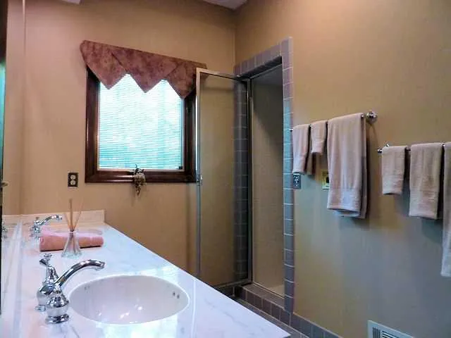 7660 Classic Way, Sandy Springs, Georgia 30350, 6 Bedrooms Bedrooms, ,4 BathroomsBathrooms,Residential,Sold,7660 Classic Way,4198538