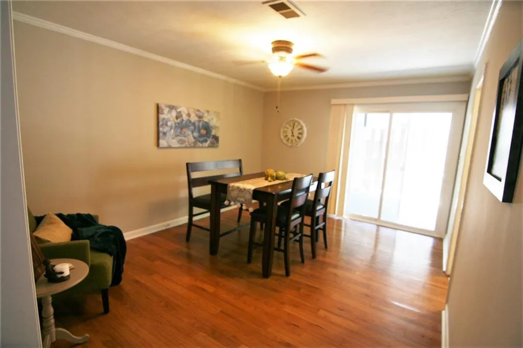 275 Winding River Drive Unit F, Sandy Springs, Georgia 30350, 2 Bedrooms Bedrooms, ,2 BathroomsBathrooms,Residential,Sold,275 Winding River Drive Unit F,6547730