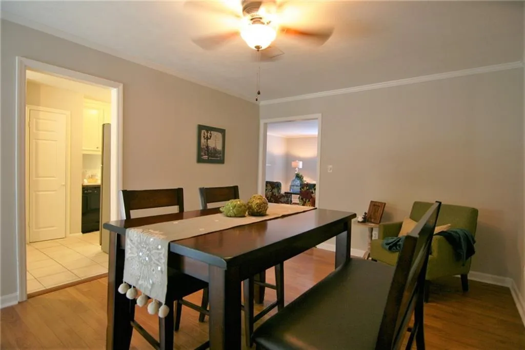 275 Winding River Drive Unit F, Sandy Springs, Georgia 30350, 2 Bedrooms Bedrooms, ,2 BathroomsBathrooms,Residential,Sold,275 Winding River Drive Unit F,6547730