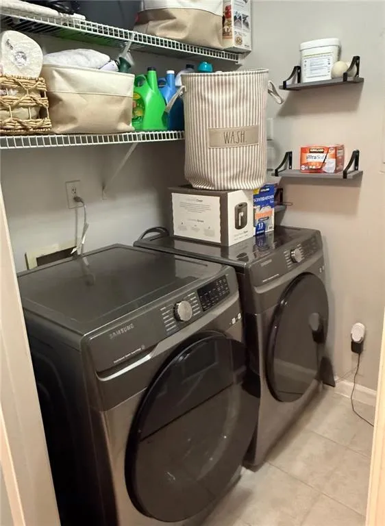 Full size Washer & Dryer!