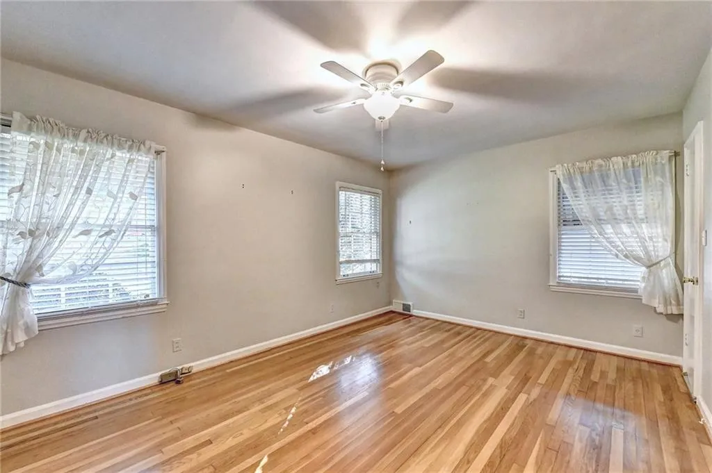 860 Starlight Drive, Sandy Springs, Georgia 30342, 3 Bedrooms Bedrooms, ,2 BathroomsBathrooms,Residential,Sold,860 Starlight Drive,7145901