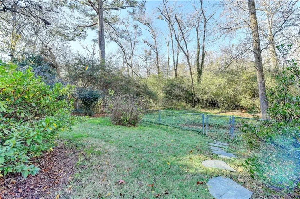 860 Starlight Drive, Sandy Springs, Georgia 30342, 3 Bedrooms Bedrooms, ,2 BathroomsBathrooms,Residential,Sold,860 Starlight Drive,7145901