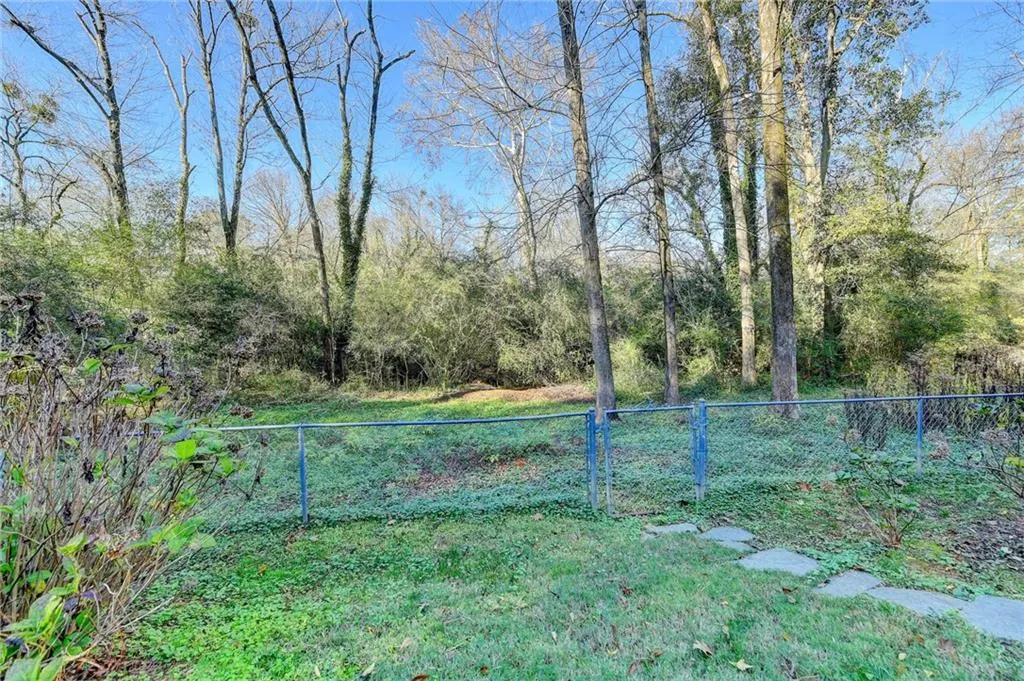 860 Starlight Drive, Sandy Springs, Georgia 30342, 3 Bedrooms Bedrooms, ,2 BathroomsBathrooms,Residential,Sold,860 Starlight Drive,7145901