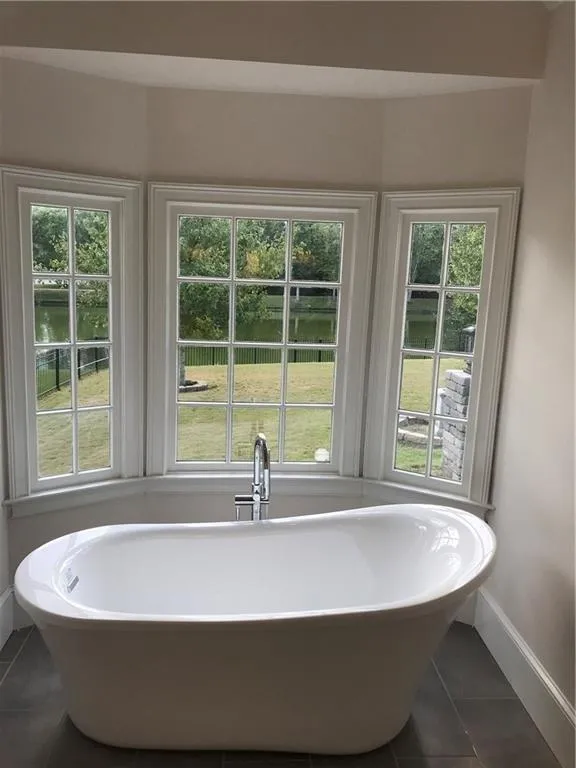 565 Avignon Court, Sandy Springs, Georgia 30350, 5 Bedrooms Bedrooms, ,3 BathroomsBathrooms,Residential,Sold,565 Avignon Court,6074004