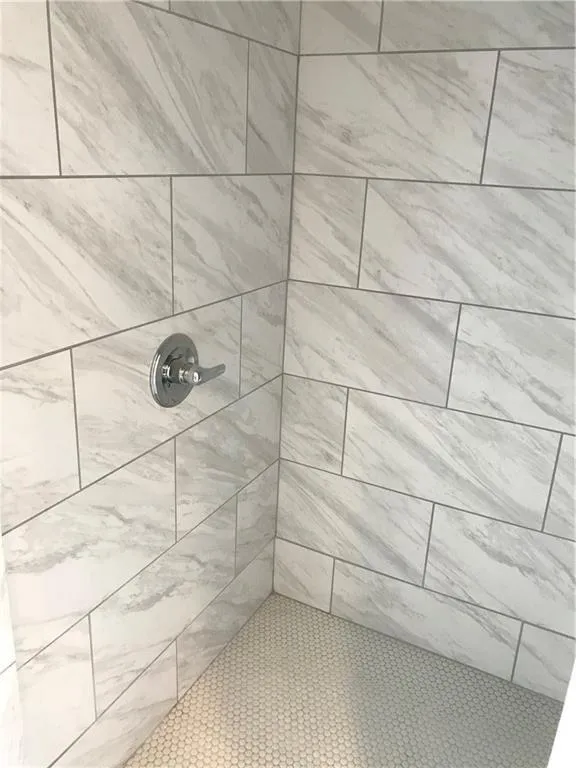 565 Avignon Court, Sandy Springs, Georgia 30350, 5 Bedrooms Bedrooms, ,3 BathroomsBathrooms,Residential,Sold,565 Avignon Court,6074004