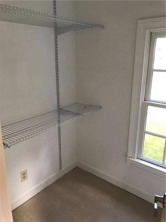 565 Avignon Court, Sandy Springs, Georgia 30350, 5 Bedrooms Bedrooms, ,3 BathroomsBathrooms,Residential,Sold,565 Avignon Court,6074004