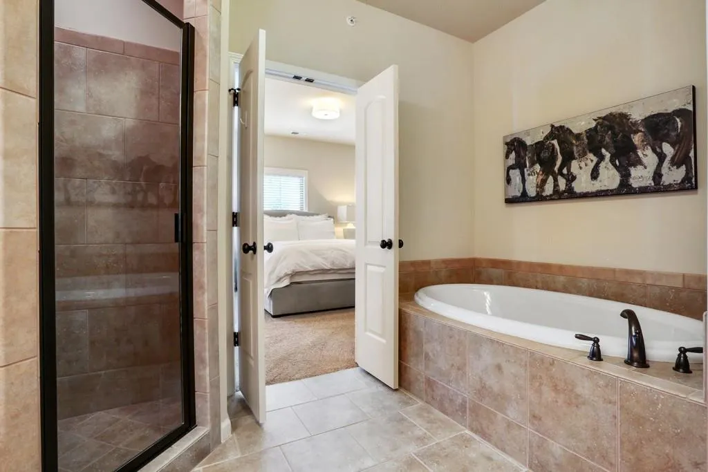 996 Bergeron Place Unit 996, Sandy Springs, Georgia 30328, 3 Bedrooms Bedrooms, ,3 BathroomsBathrooms,Residential,Sold,996 Bergeron Place Unit 996,5872232