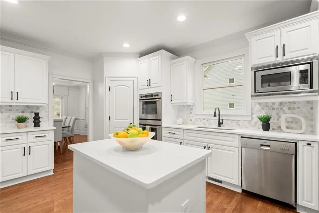 7989 Magnolia Square, Sandy Springs, Georgia 30350, 5 Bedrooms Bedrooms, ,3 BathroomsBathrooms,Residential,Sold,7989 Magnolia Square,7415600 7989 Magnolia Square, Sandy Springs, Georgia 30350, 5 Bedrooms Bedrooms, ,3 BathroomsBathrooms,Residential,Sold,7989 Magnolia Square,7415600