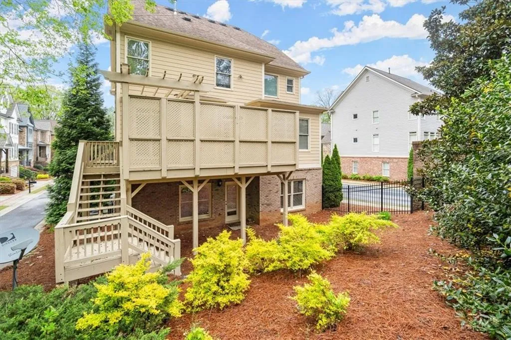 7989 Magnolia Square, Sandy Springs, Georgia 30350, 5 Bedrooms Bedrooms, ,3 BathroomsBathrooms,Residential,Sold,7989 Magnolia Square,7415600 7989 Magnolia Square, Sandy Springs, Georgia 30350, 5 Bedrooms Bedrooms, ,3 BathroomsBathrooms,Residential,Sold,7989 Magnolia Square,7415600