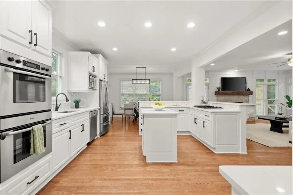 7989 Magnolia Square, Sandy Springs, Georgia 30350, 5 Bedrooms Bedrooms, ,3 BathroomsBathrooms,Residential,Sold,7989 Magnolia Square,7415600 7989 Magnolia Square, Sandy Springs, Georgia 30350, 5 Bedrooms Bedrooms, ,3 BathroomsBathrooms,Residential,Sold,7989 Magnolia Square,7415600