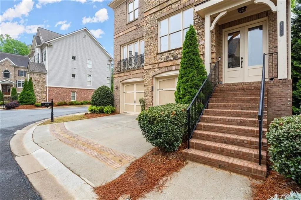 7989 Magnolia Square, Sandy Springs, Georgia 30350, 5 Bedrooms Bedrooms, ,3 BathroomsBathrooms,Residential,Sold,7989 Magnolia Square,7415600 7989 Magnolia Square, Sandy Springs, Georgia 30350, 5 Bedrooms Bedrooms, ,3 BathroomsBathrooms,Residential,Sold,7989 Magnolia Square,7415600