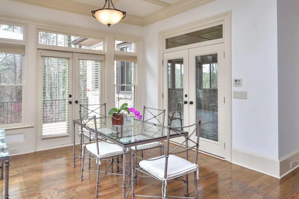 330 Long Glen Drive, Atlanta, Georgia 30327, 6 Bedrooms Bedrooms, ,6 BathroomsBathrooms,Residential,Sold,330 Long Glen Drive,6127231