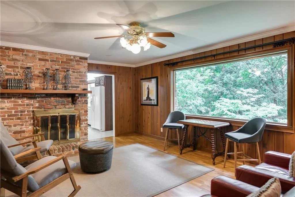 500 Mount Vernon Highway, Sandy Springs, Georgia 30327, 3 Bedrooms Bedrooms, ,2 BathroomsBathrooms,Residential,Sold,500 Mount Vernon Highway,6530996